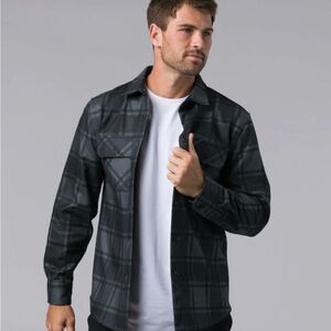 New w/tags BYLT Basic Men’s Coastal Over shirt Plaid Charcoal Size M